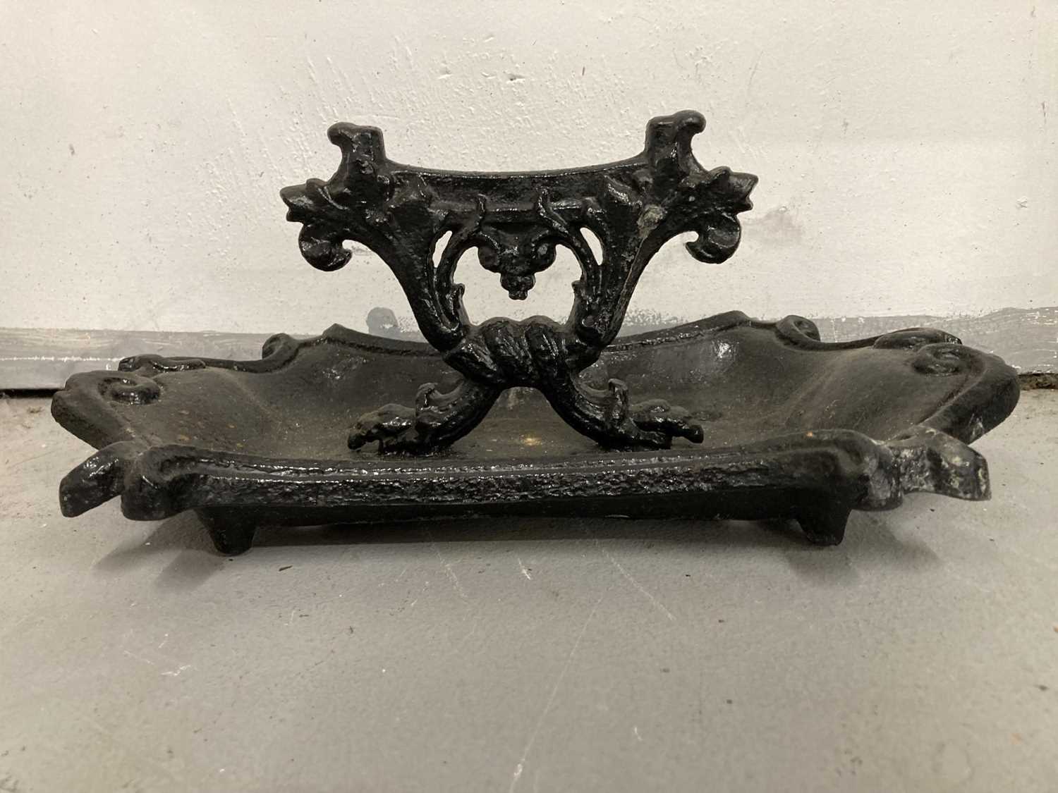 Metalware: - Image 2 of 2