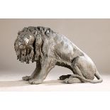 Großer Torlöwe, 20.Jh., Bronze, sitzender Löwe mit
