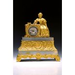 Pendule, Frankreich um 1850, verziertes Bronzegehäuse mit