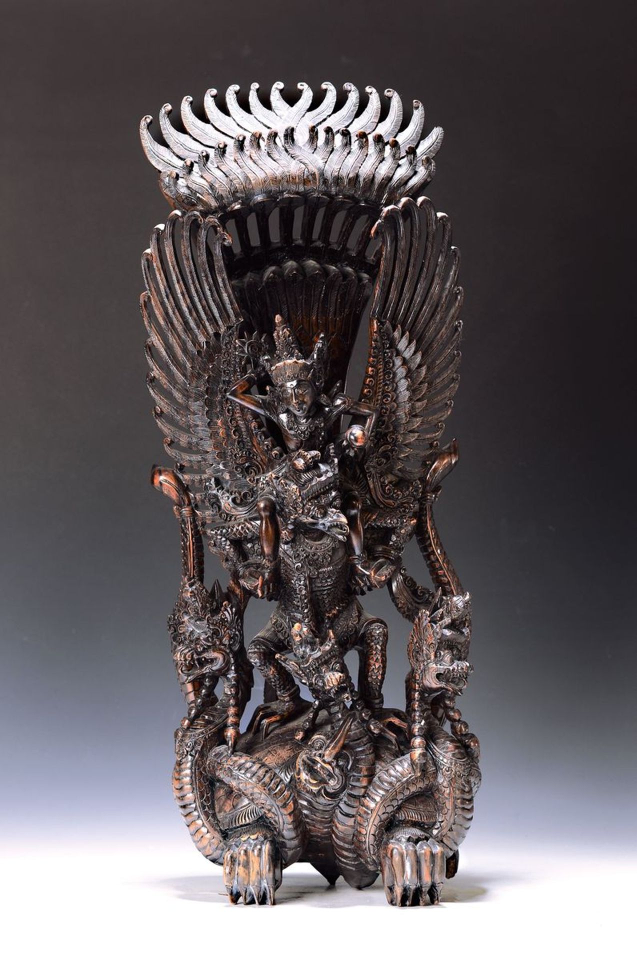 Große Skulptur des Geruda, Bali, 20. Jh., Geruda mit