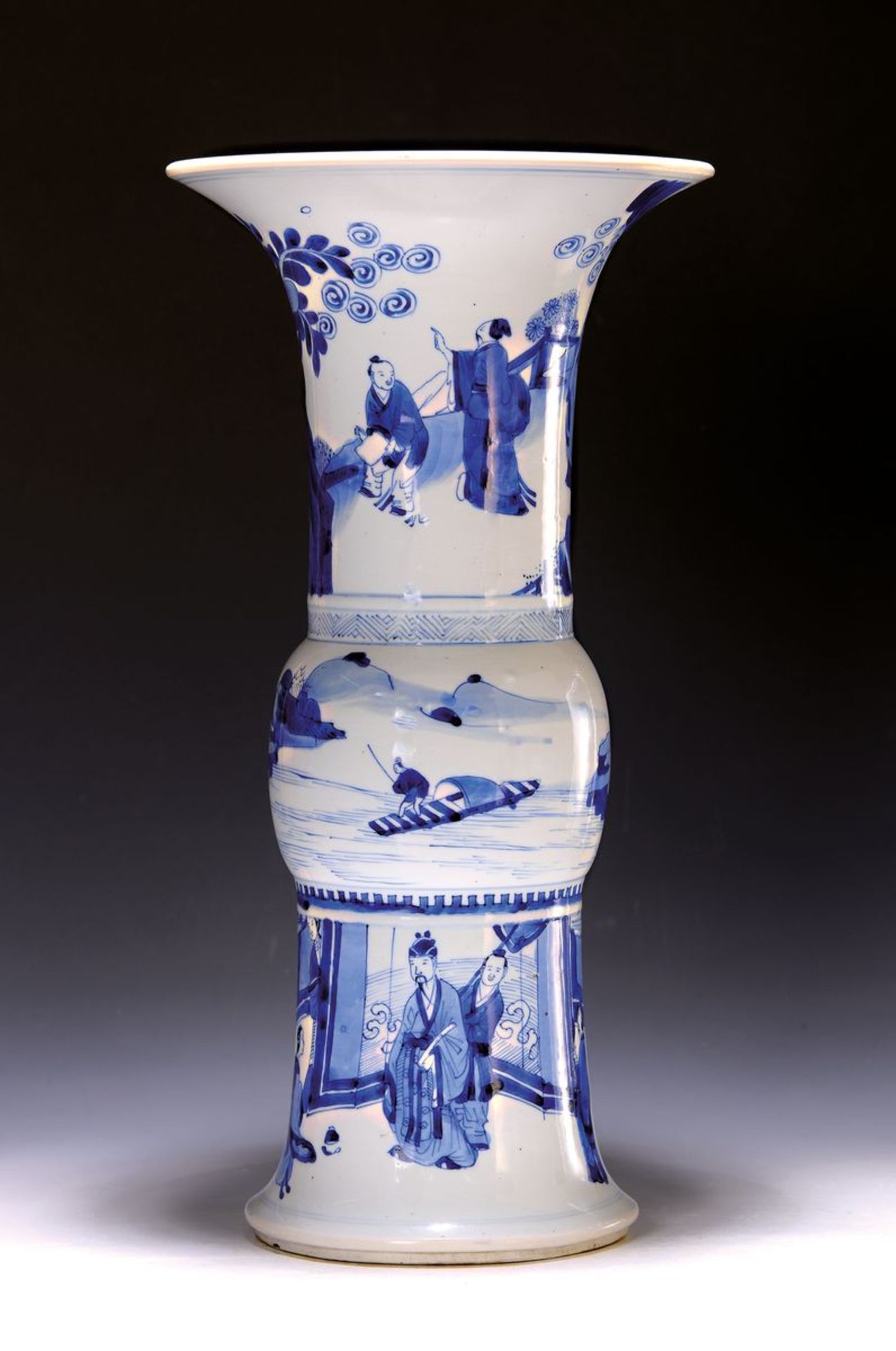 Große Gu-förmige Vase, China, Qing-Dynastie, wohl Kangxi, - Image 2 of 3