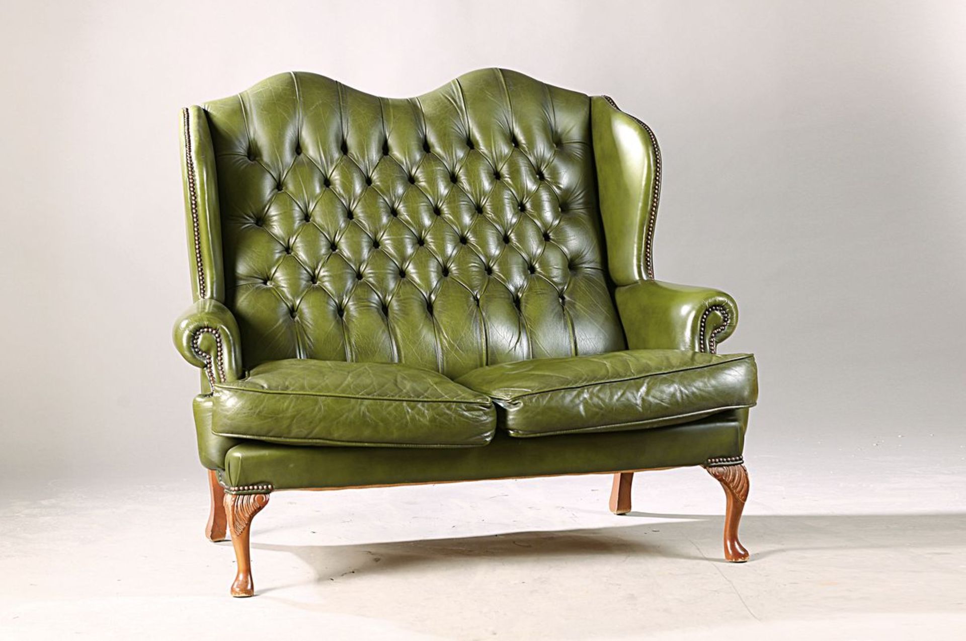 Zweisitzer Sofa, Chesterfield, England, grünes genopptes