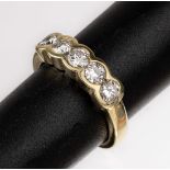 14 kt Gold Diamant-Ring, GG 585/000, 4 Brillanten und 1