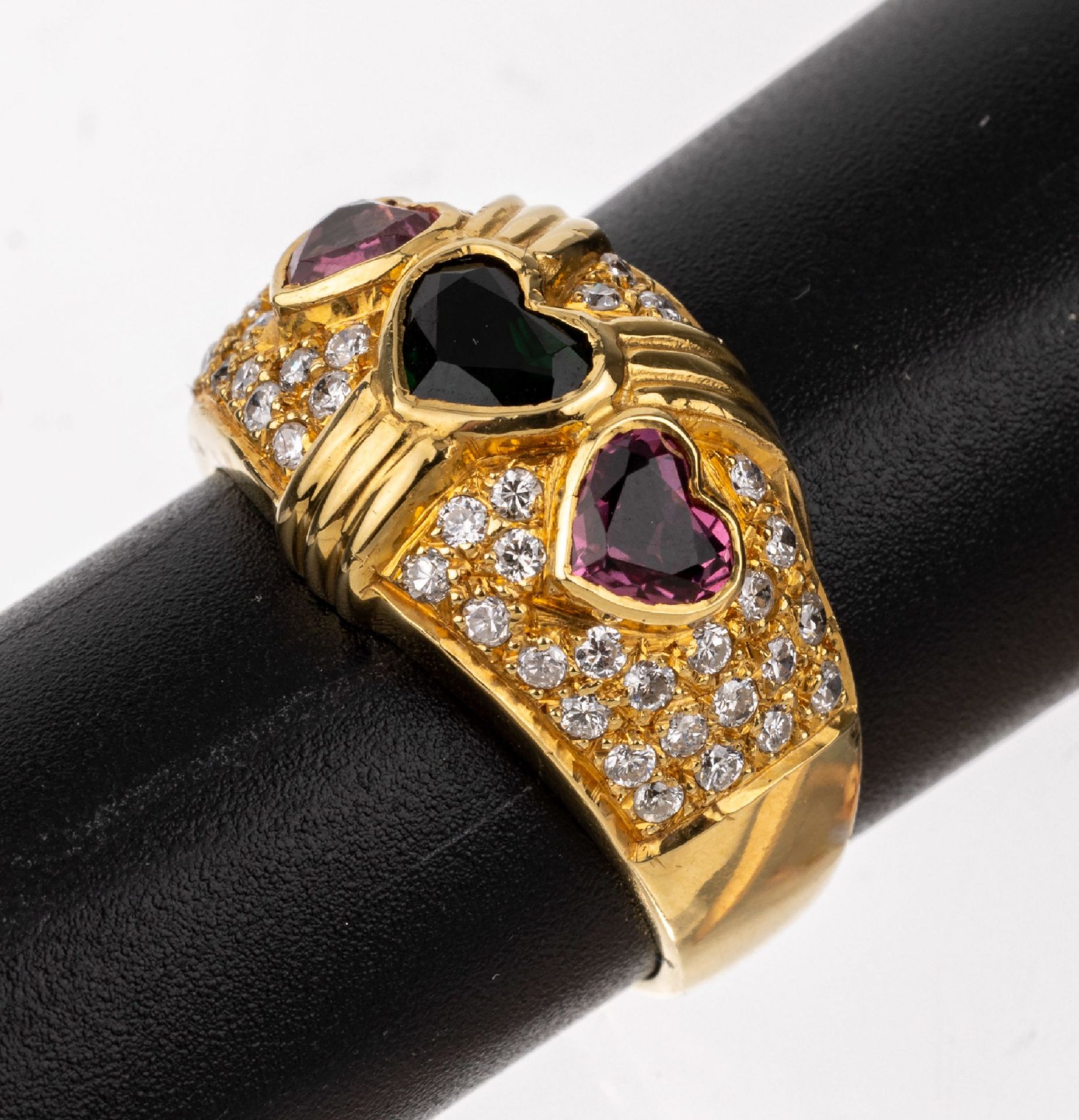 18 kt Gold Farbstein-Diamant-Ring,   GG 750/000, 3 facett.