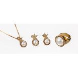 14 kt Gold Brillant-Perl-Schmuckset,   GG 585/000, best.