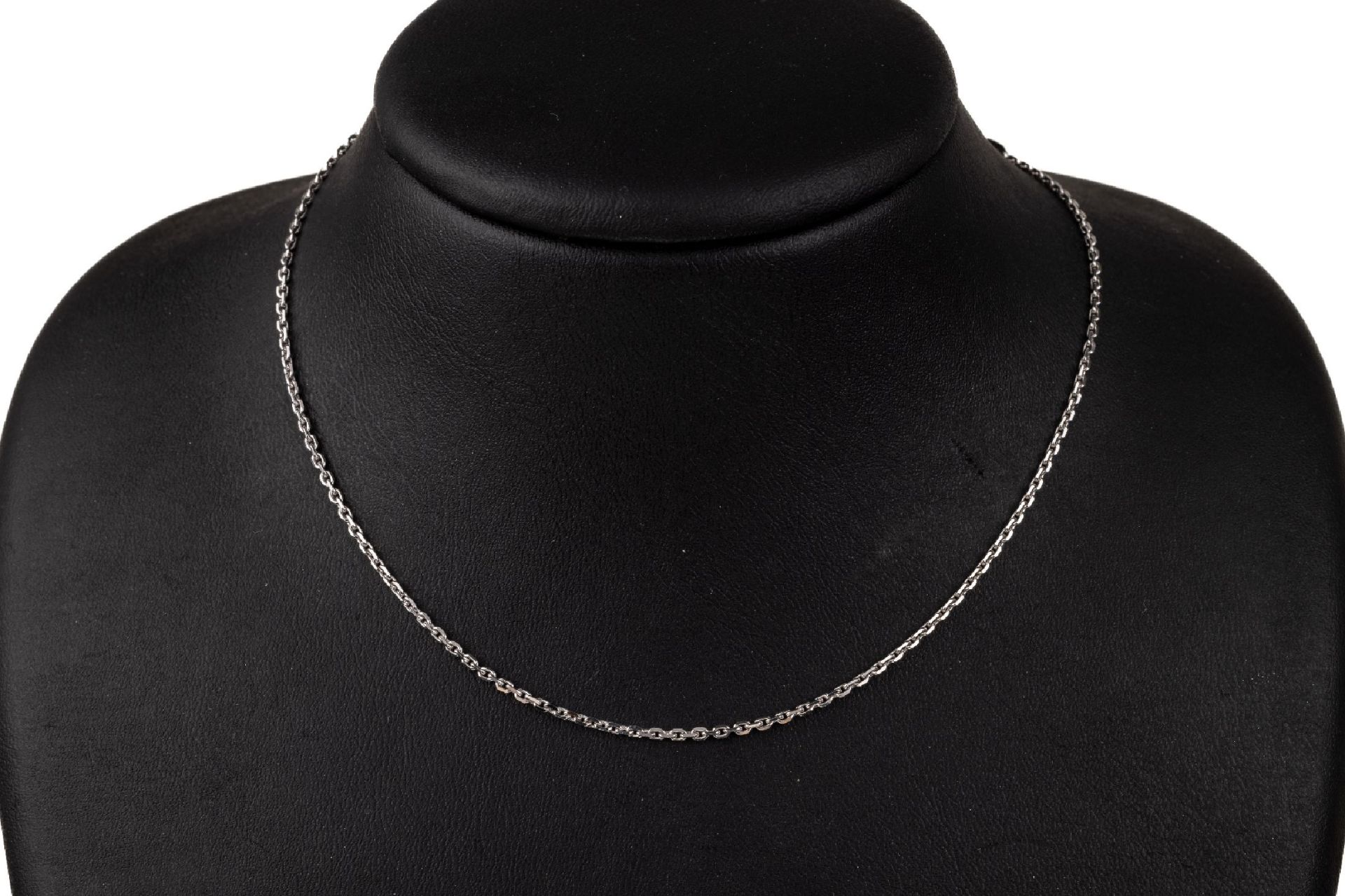 14 kt Gold Collier, WG 585/000, ca. 5.6 g, L. ca. 60 cm,