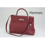 HERMES KELLY Bag 35, bordeauxfarb. Togo Leder, Palladium