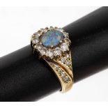 14 kt Gold Opal-Brillant-Ring,   GG 585/000, mittig