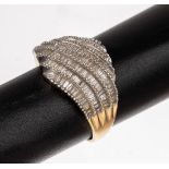 14 kt Gold Diamant-Ring,   GG/WG 585/000, Diamantbaguettes