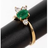 18 kt Gold Smaragd-Diamant-Ring,   GG 750/000, 1