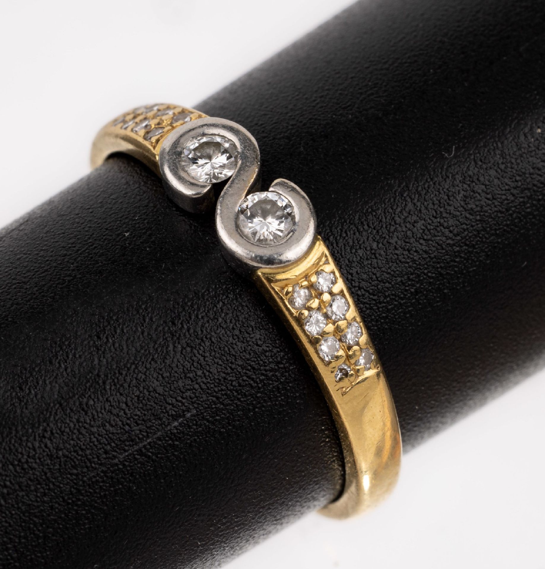 18 kt Gold Brillant-Ring, GG/WG 750/000, 18Brillanten