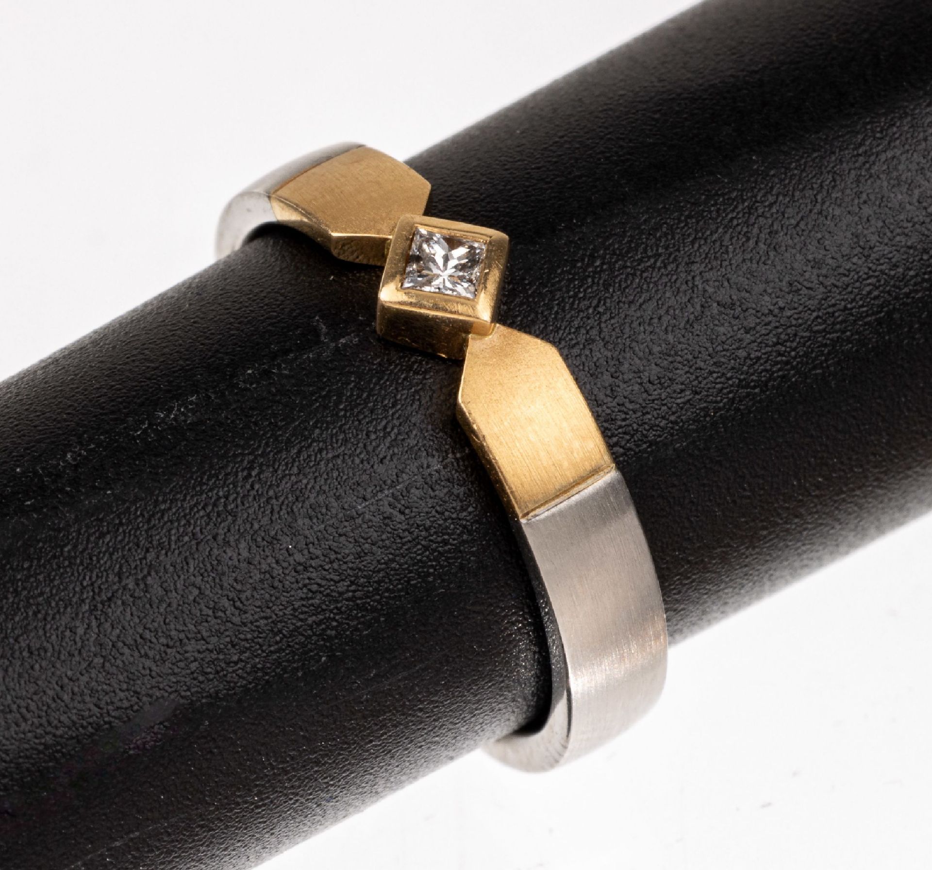 Platin-Diamant-Ring,   Platin 950/000 und GG 900/000, - Bild 2 aus 2