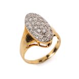 9 kt Gold Diamant-Ring,   GG/WG 375/000, ovaler Ringkopf,