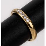 18 kt Gold Brillant-Ring, GG 750/000, 5 Brillanten zus.