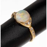 18 kt Gold Opal-Diamant-Ring, GG 750/000, runder