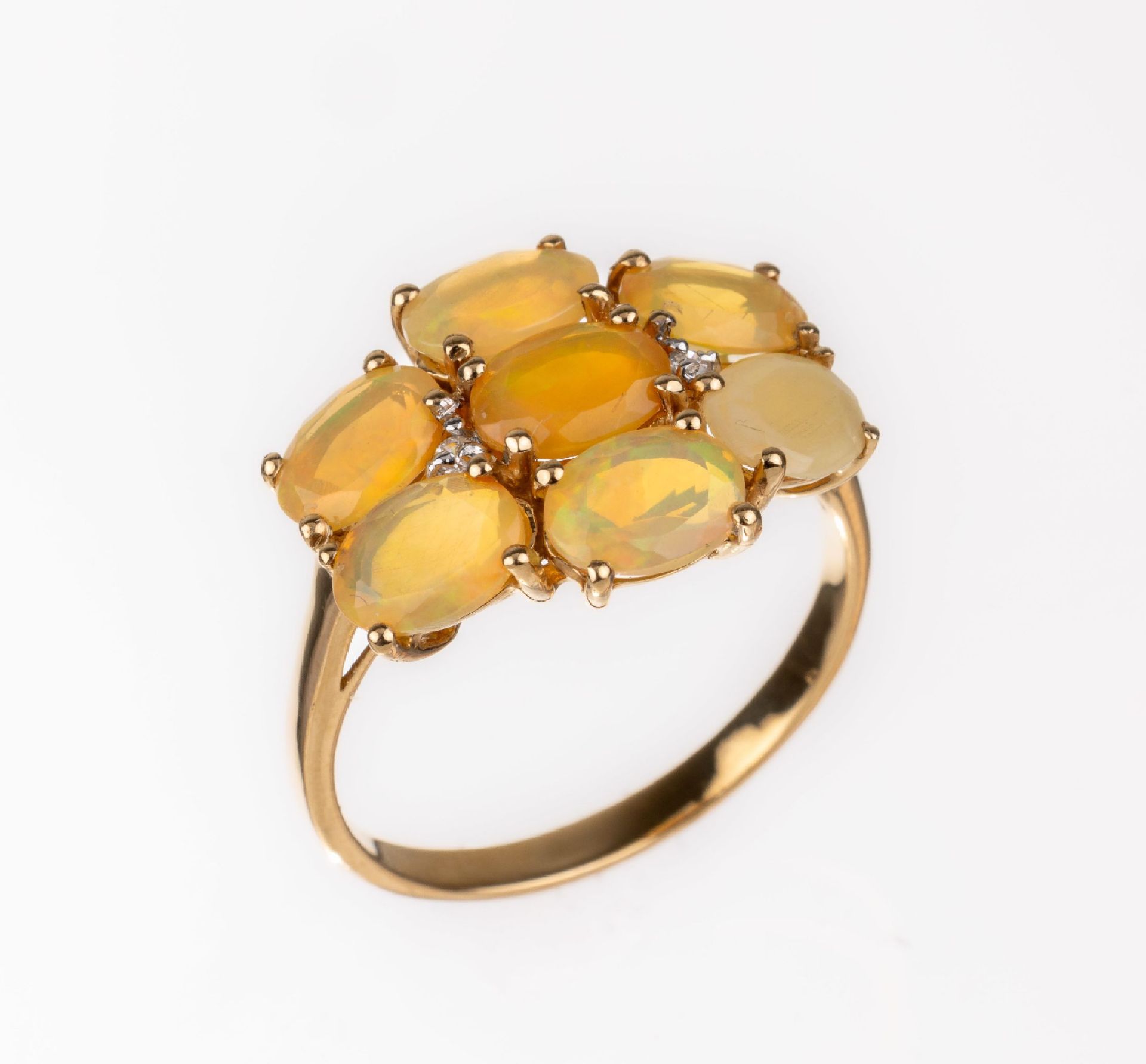 14 kt Gold Opal-Saphir-Ring, GG 585/000, 7 ovalfacett.