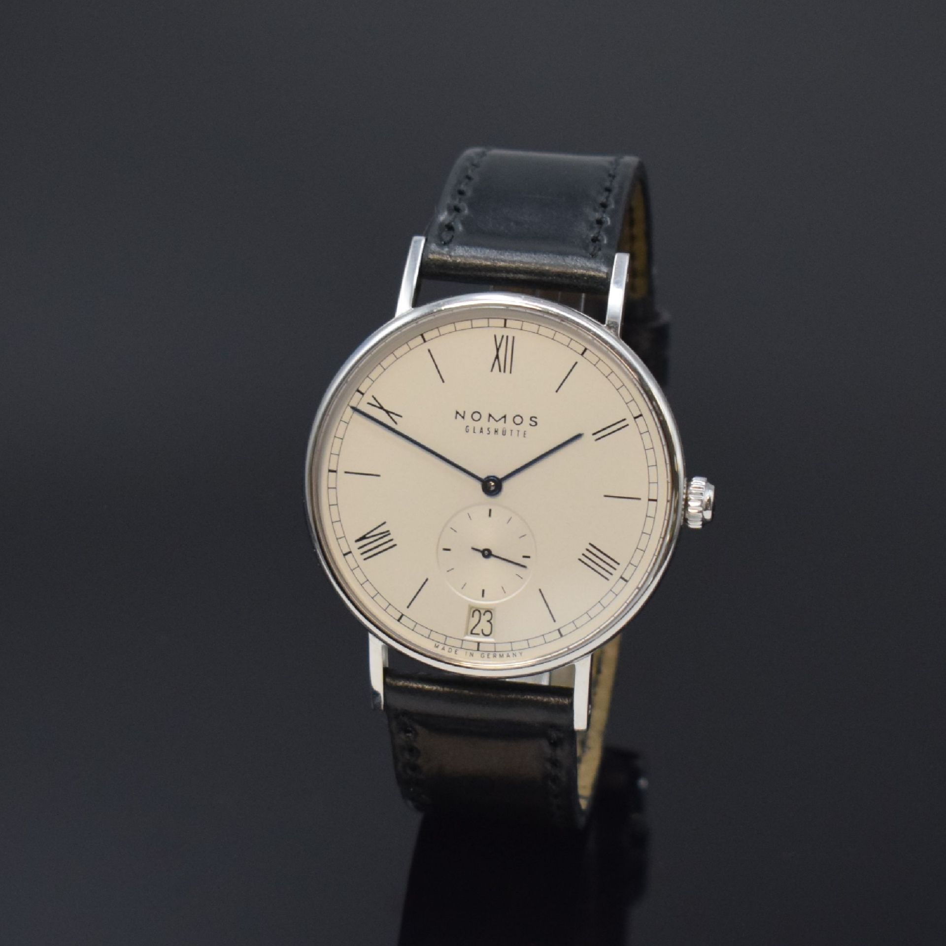 NOMOS Glashütte Herrenarmbanduhr Modell Ludwig,