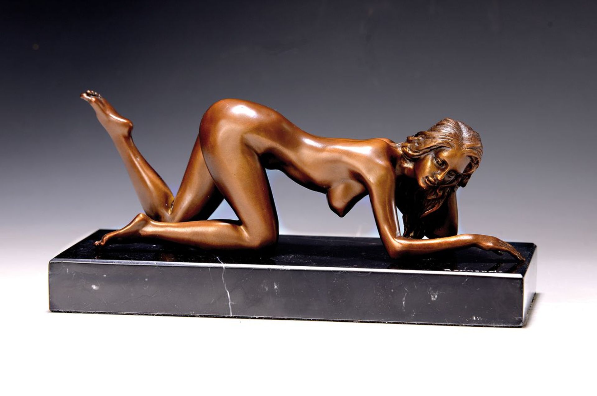 Ray Mondo, geb. 1950, Bronzeskulptur auf Marmorsockel, - Bild 2 aus 2