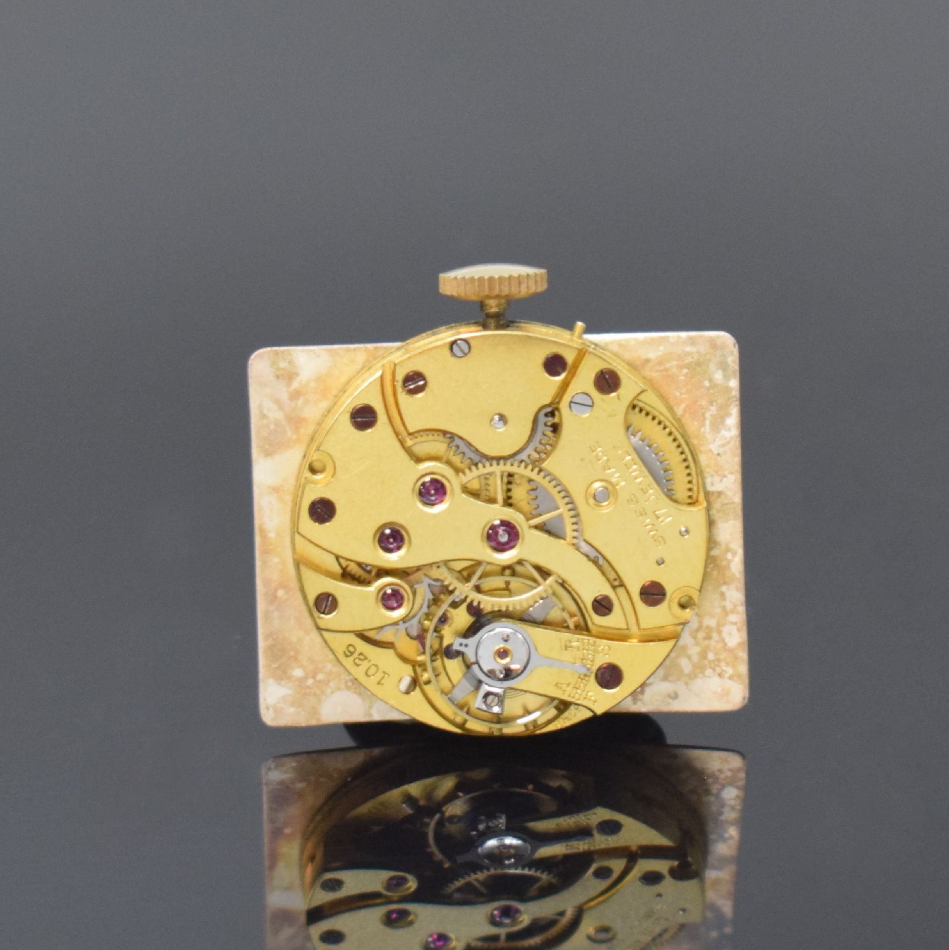 LONGINES rechteckige Armbanduhr in 9k Gold,  Schweiz / - Bild 6 aus 6