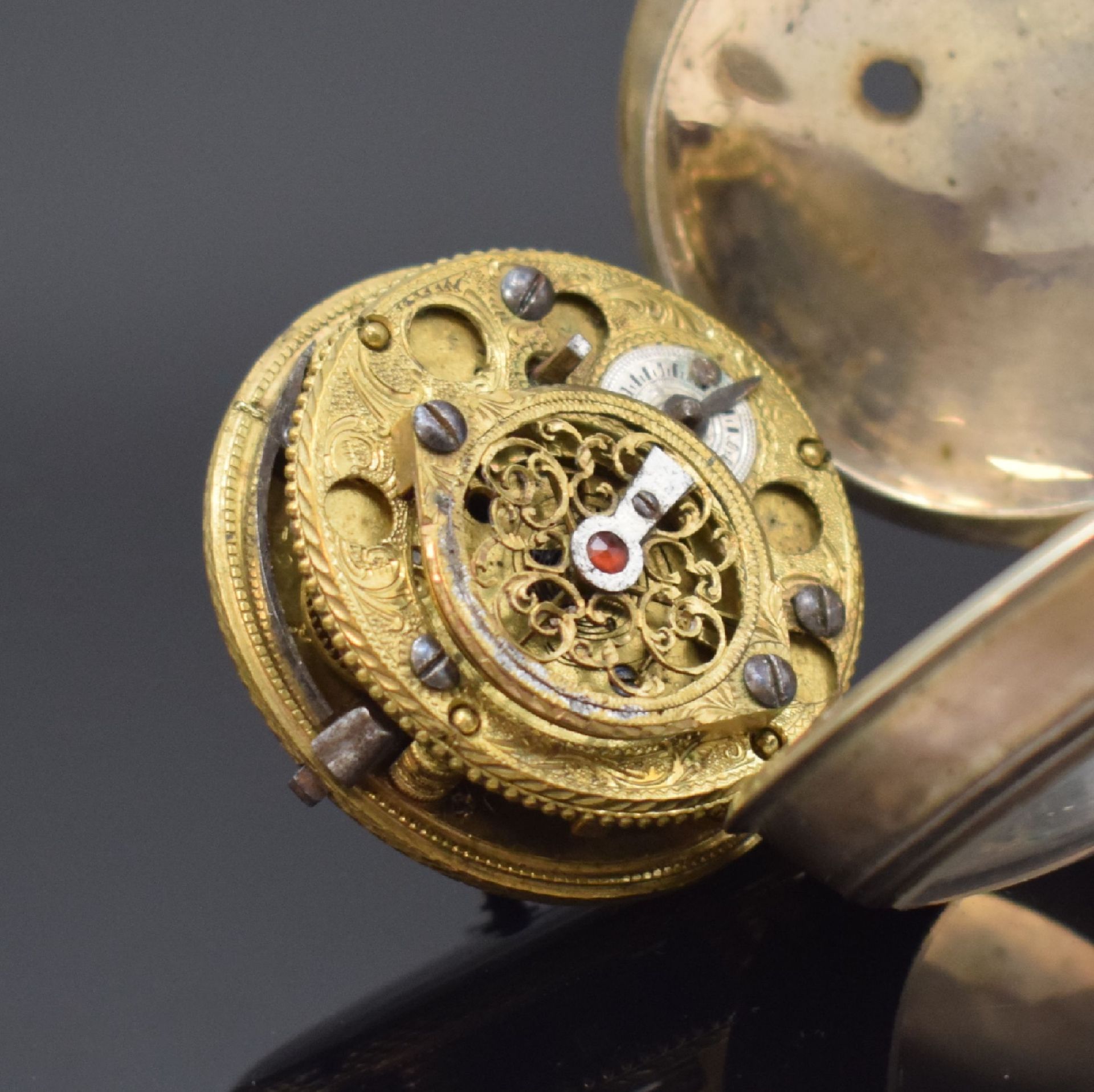 Alpenländische Spindeltaschenuhr mit Übergehäuse in - Image 6 of 8