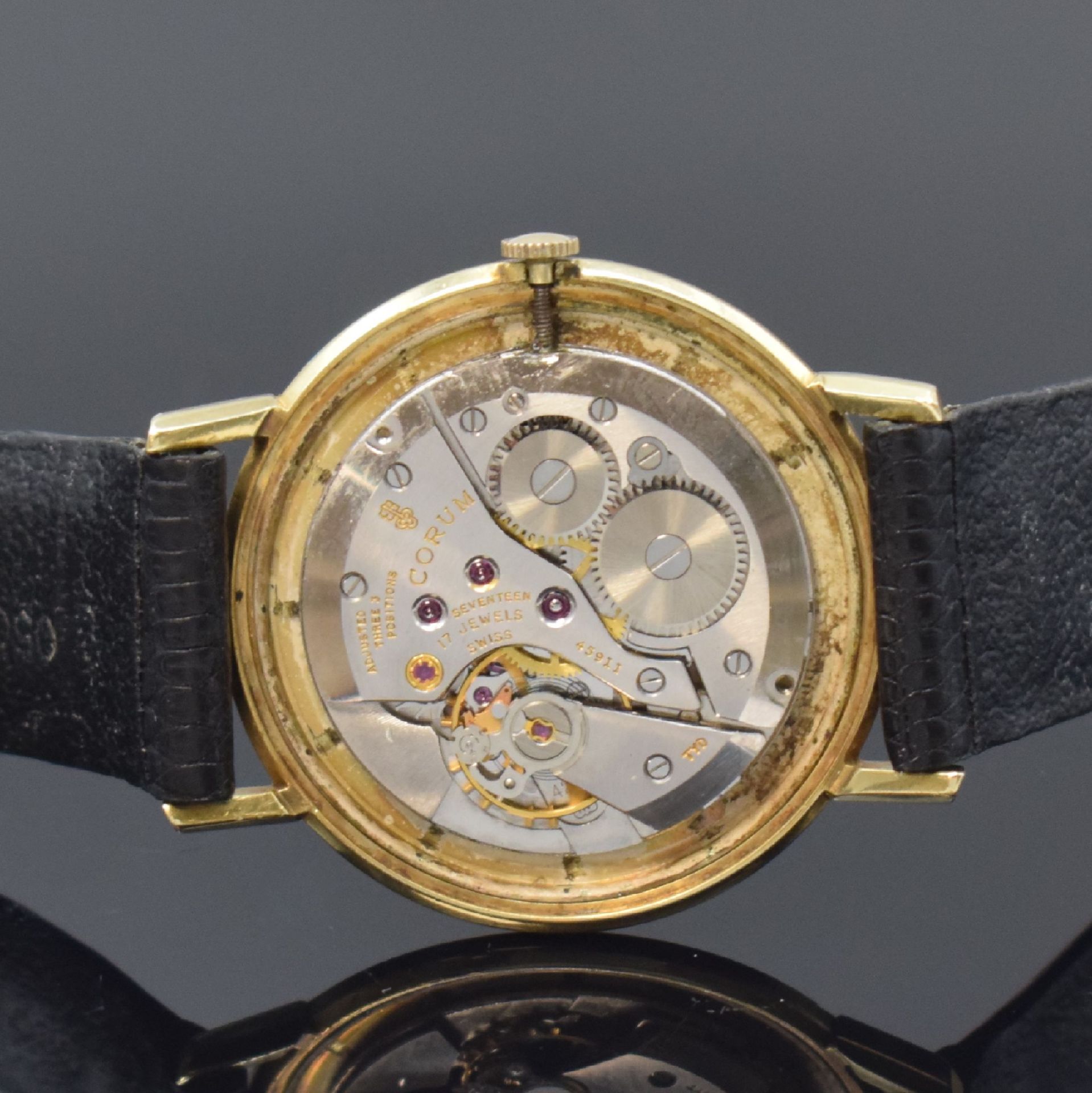 CORUM vergoldete Herrenarmbanduhr,  Schweiz um 1970, - Bild 5 aus 6