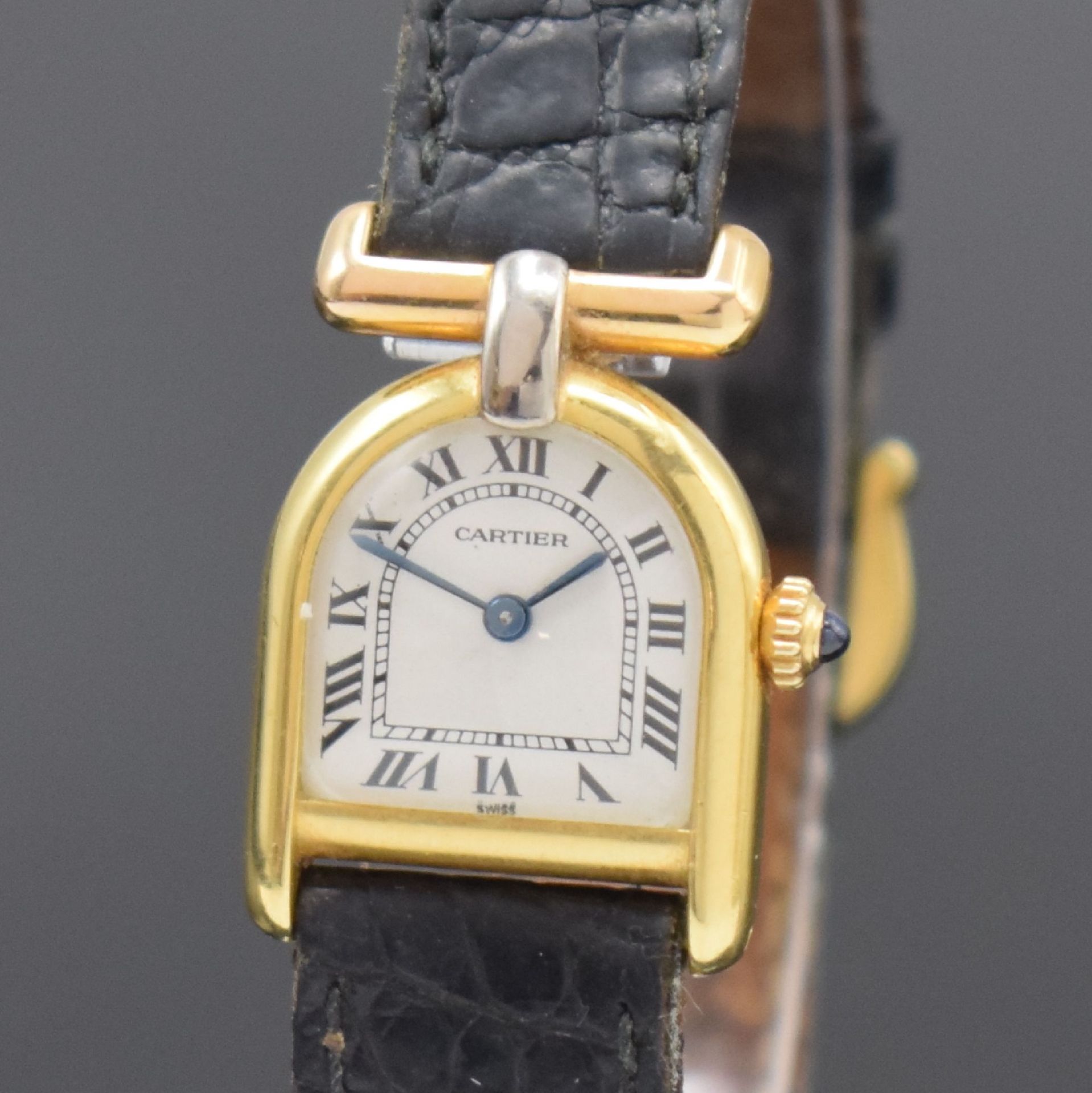 Cartier Calandre Cloche Damenarmbanduhr in GG 750/000 - Bild 2 aus 5