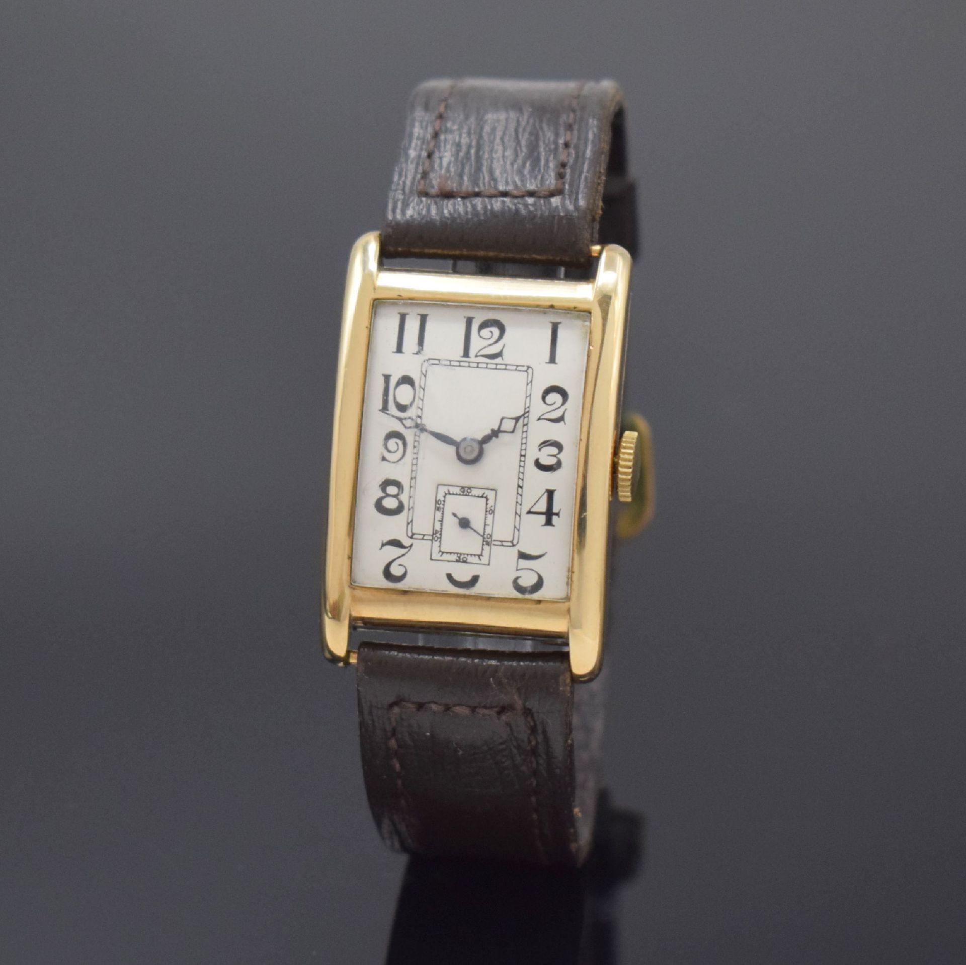 LONGINES rechteckige Armbanduhr in 9k Gold,  Schweiz /