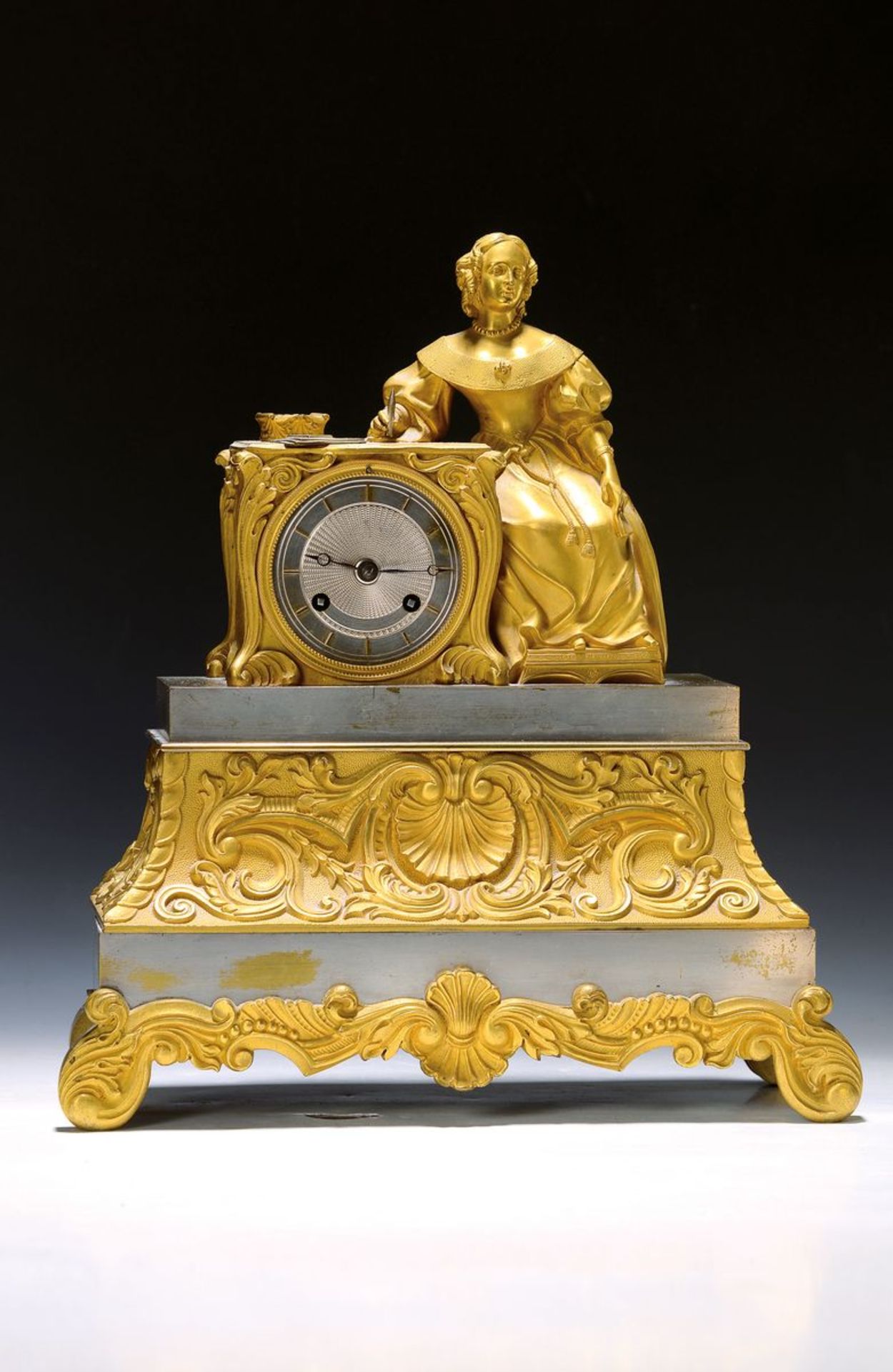 Pendule, Frankreich um 1850,  verziertes Bronzegehäuse mit