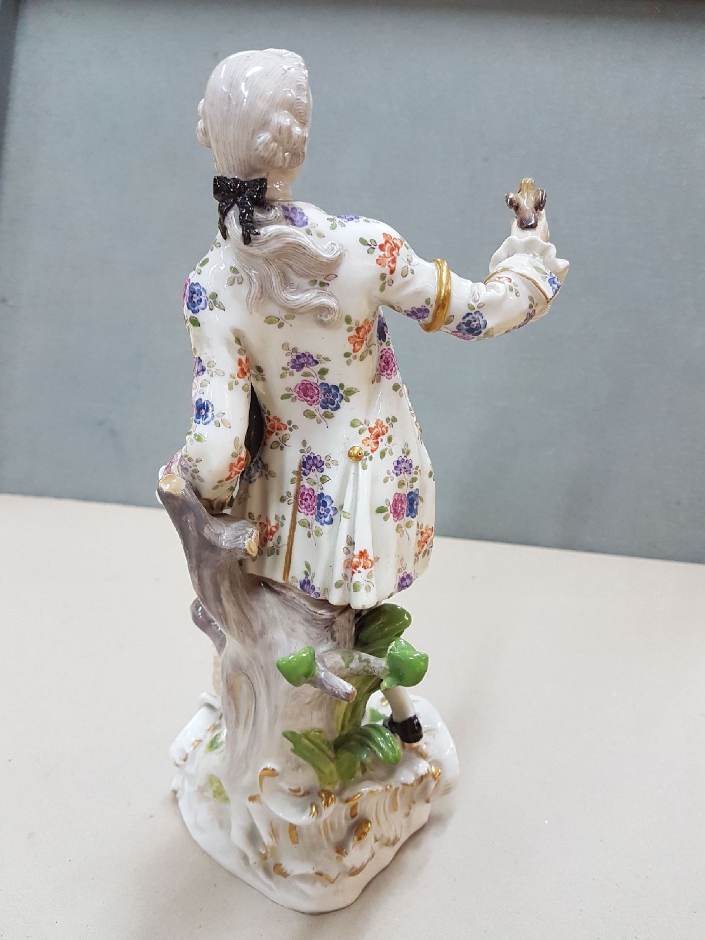 Großer Schäferfigur, Meissen, um 1890,  Schäfer mit Vogel - Bild 4 aus 10