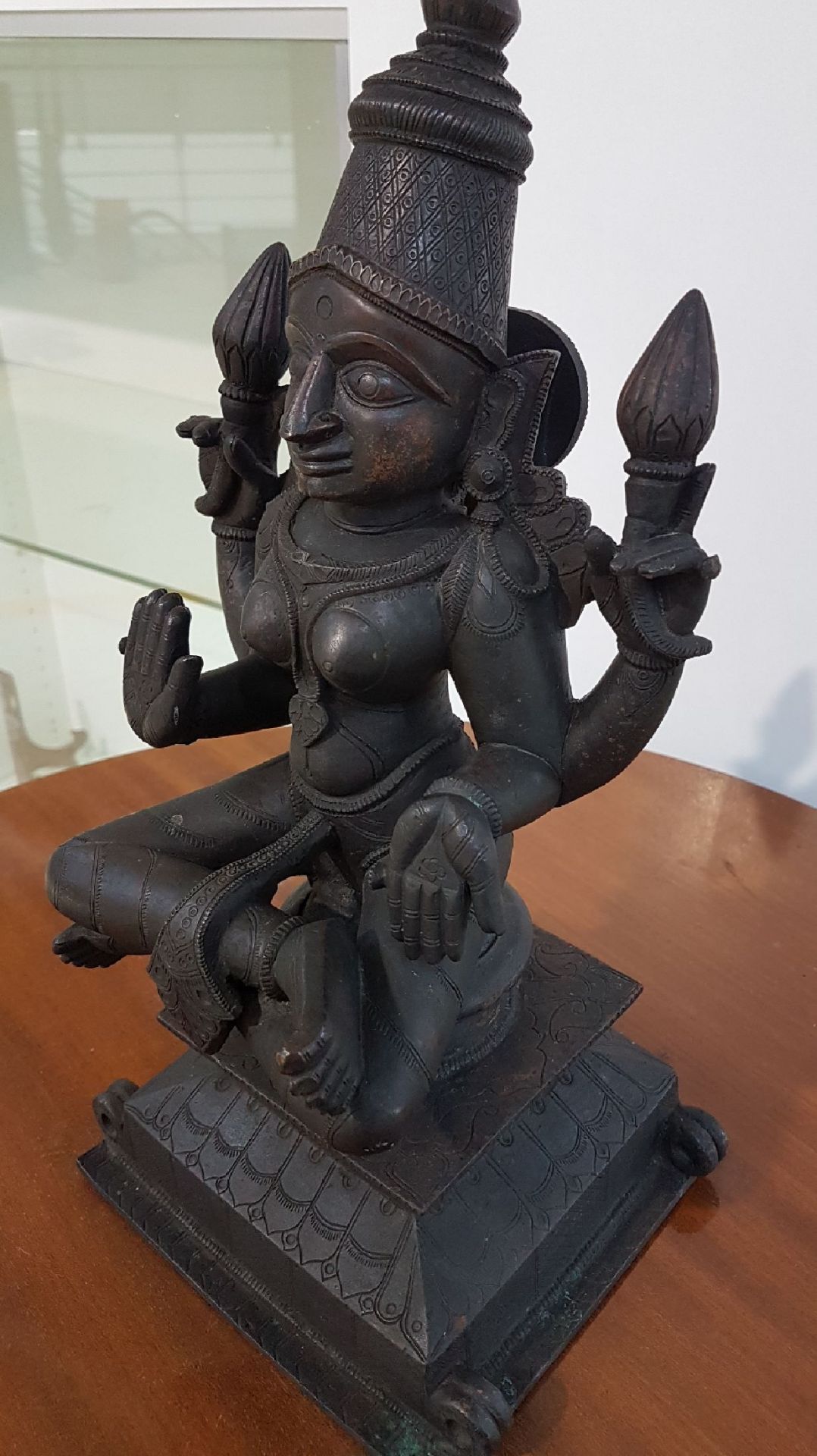 Bronzeskulptur, Indien, 19. Jh.,  Göttin Lakshmi, schwere - Bild 8 aus 11