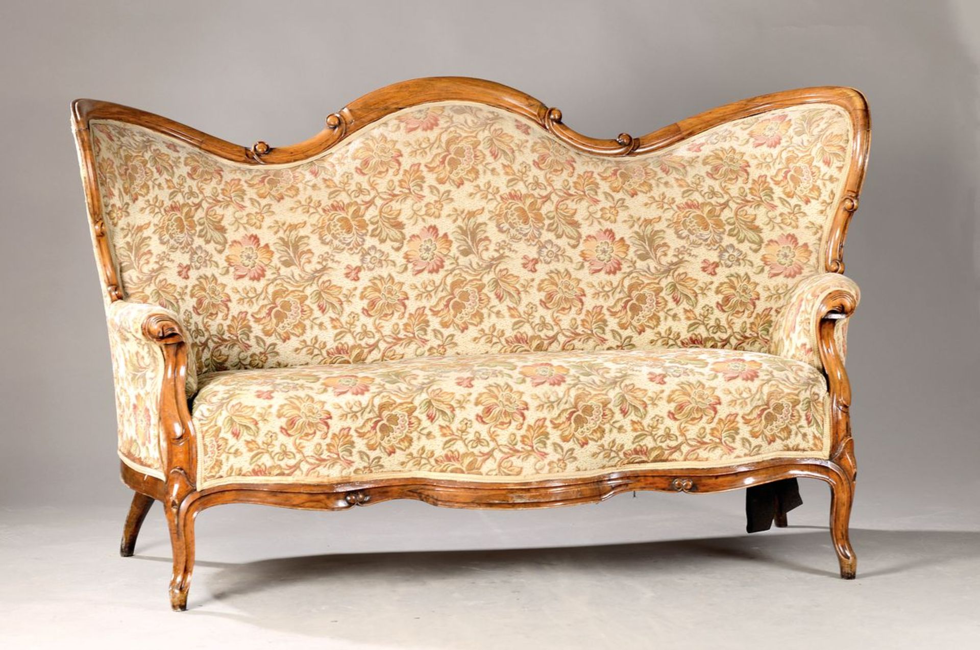 Sofa, Louis Philippe, um 1880, Nussbaum massiv, Rücken