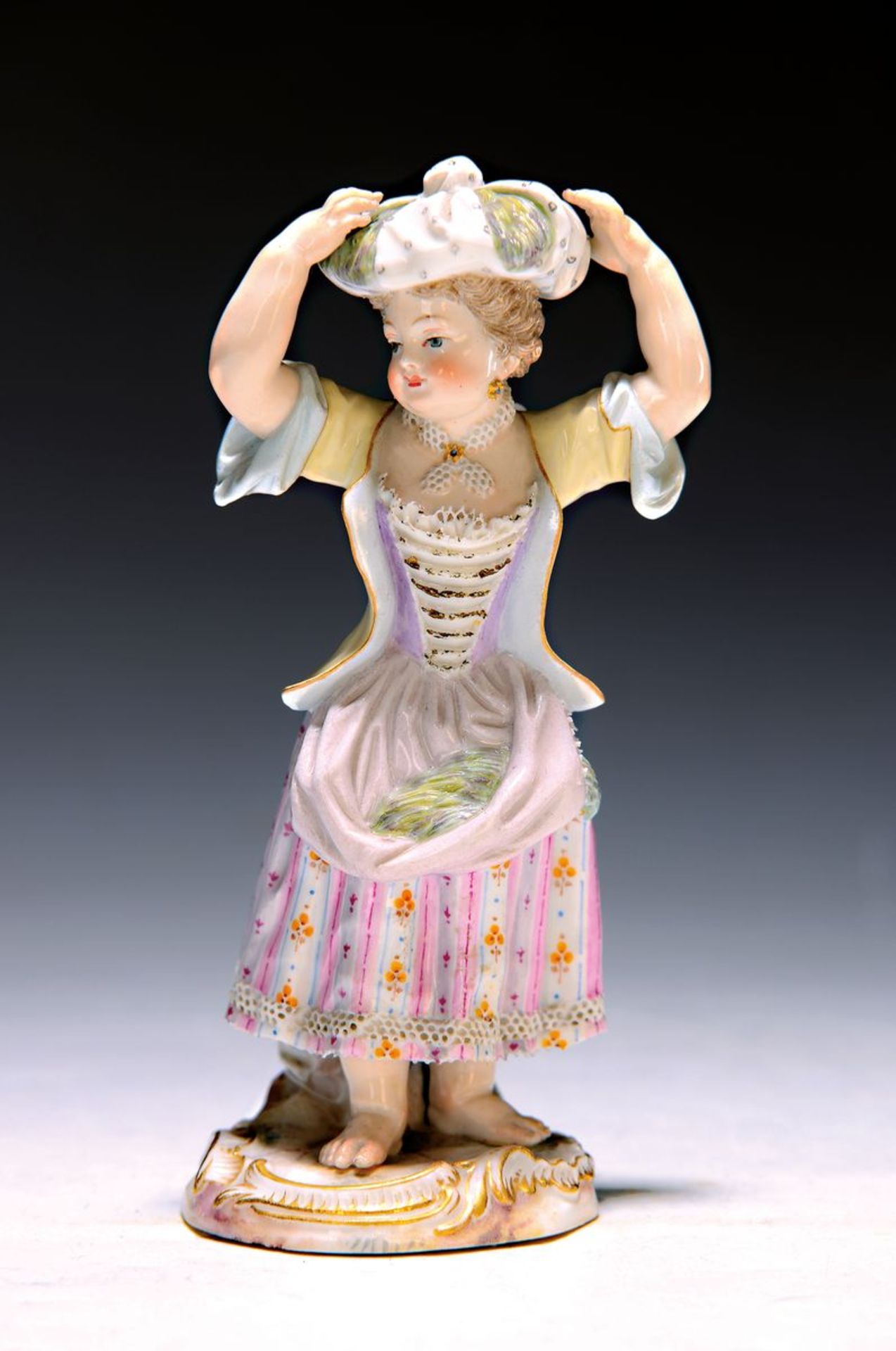 Porzellanfigur, Meissen, um 1880/90, Marketenderin,