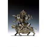 Mahakala, Mongolei, um 1900,  Bronze, auf einem Büffel