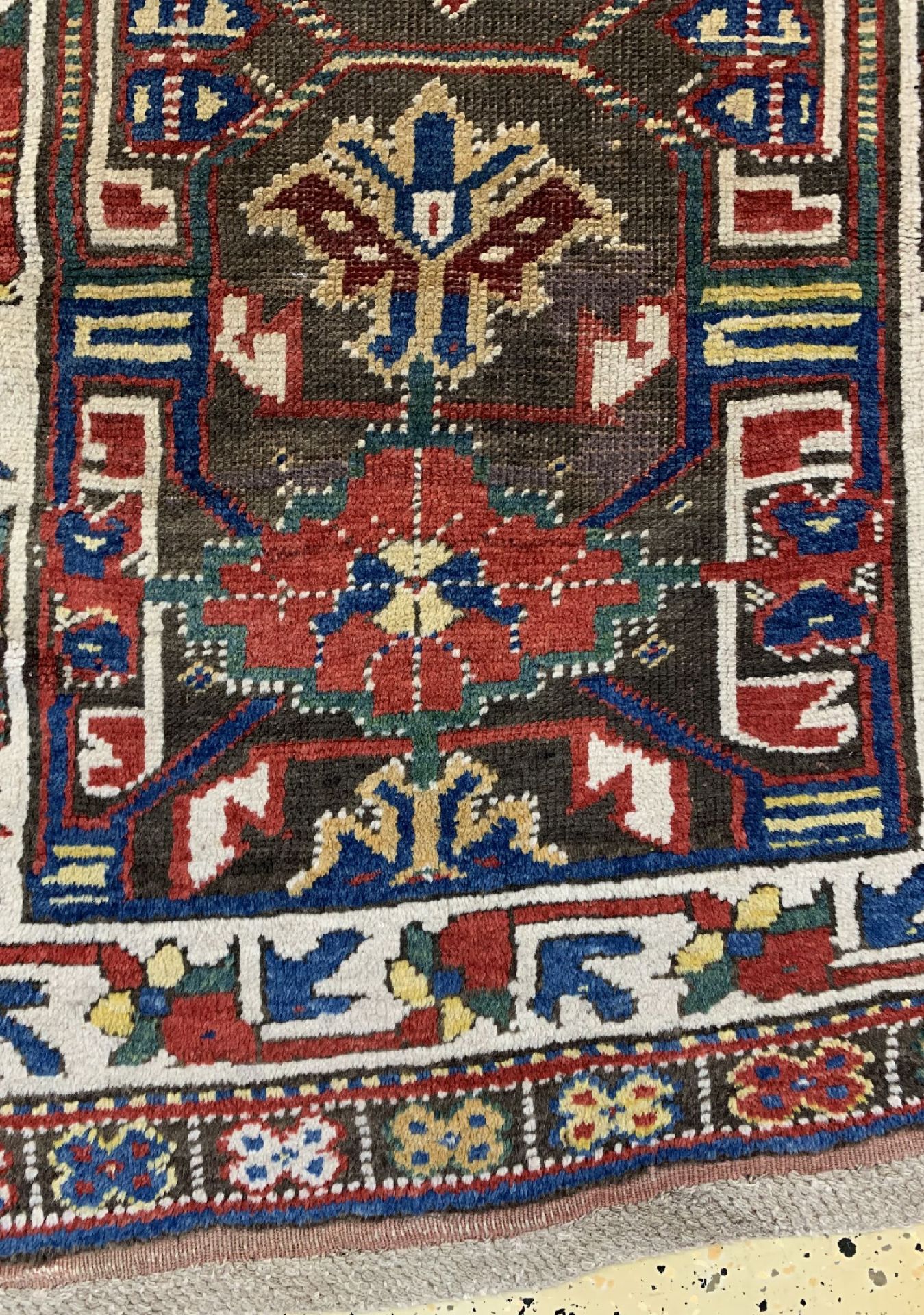 Kurdischer Dorfteppich antik, Persien, 19.Jhd, Wolle auf - Bild 3 aus 6