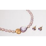 18 kt Gold Amethyst-Perl-Schmuckset, GG 750/000, best.