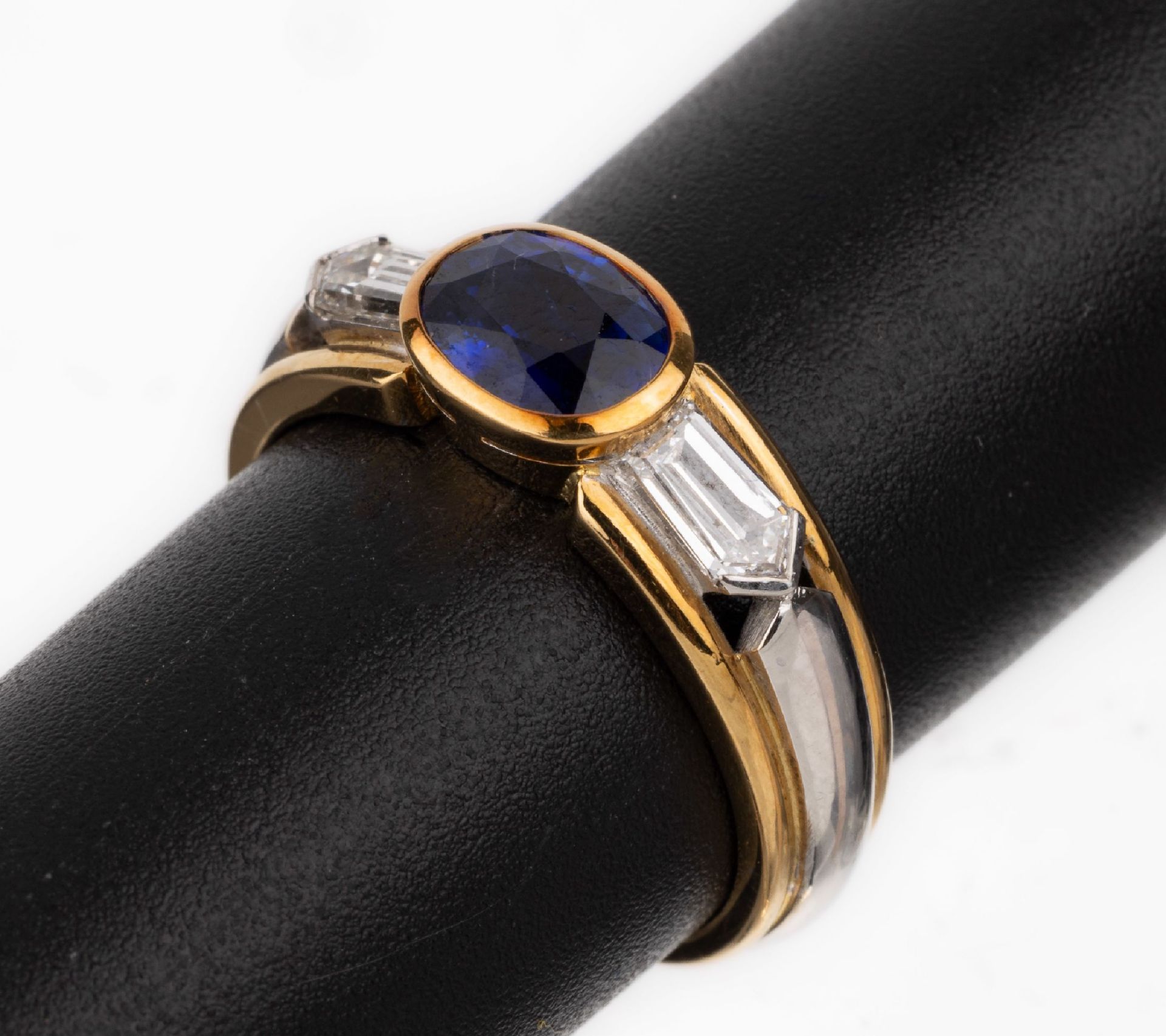 18 kt Gold Saphir-Diamant-Ring, GG/WG 750/000,