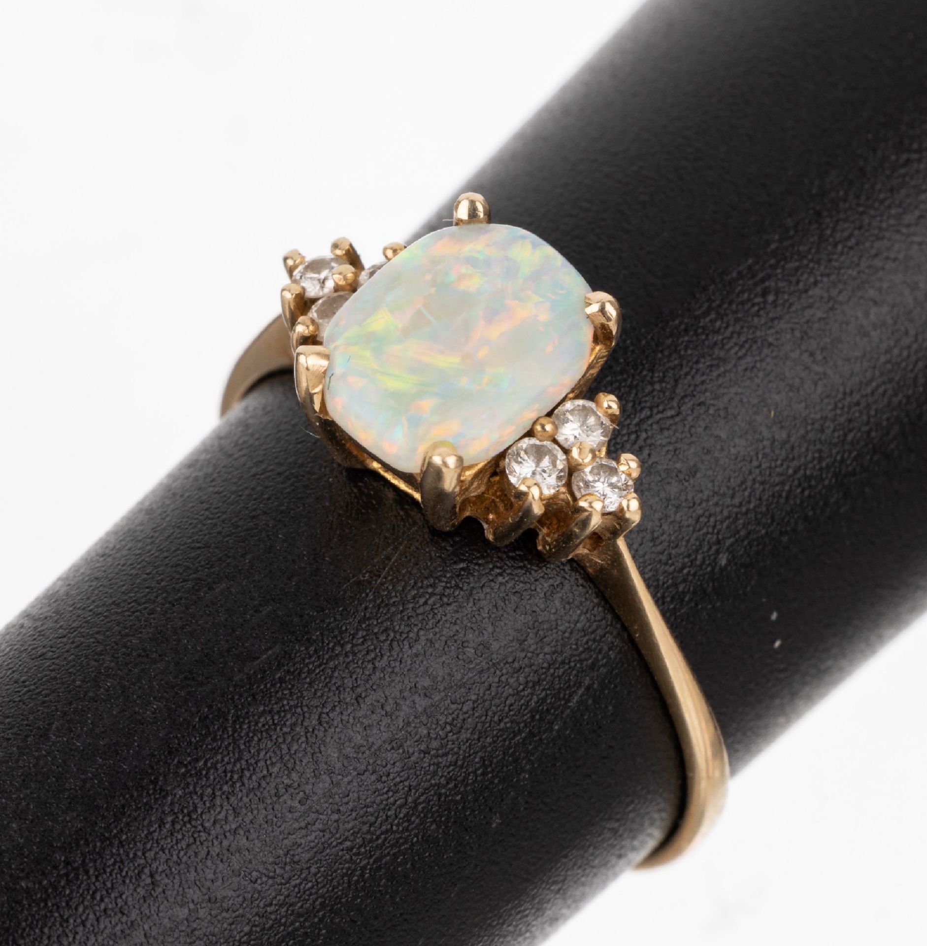 14 kt Gold Opal-Brillant-Ring, GG 585/000, Opal mit