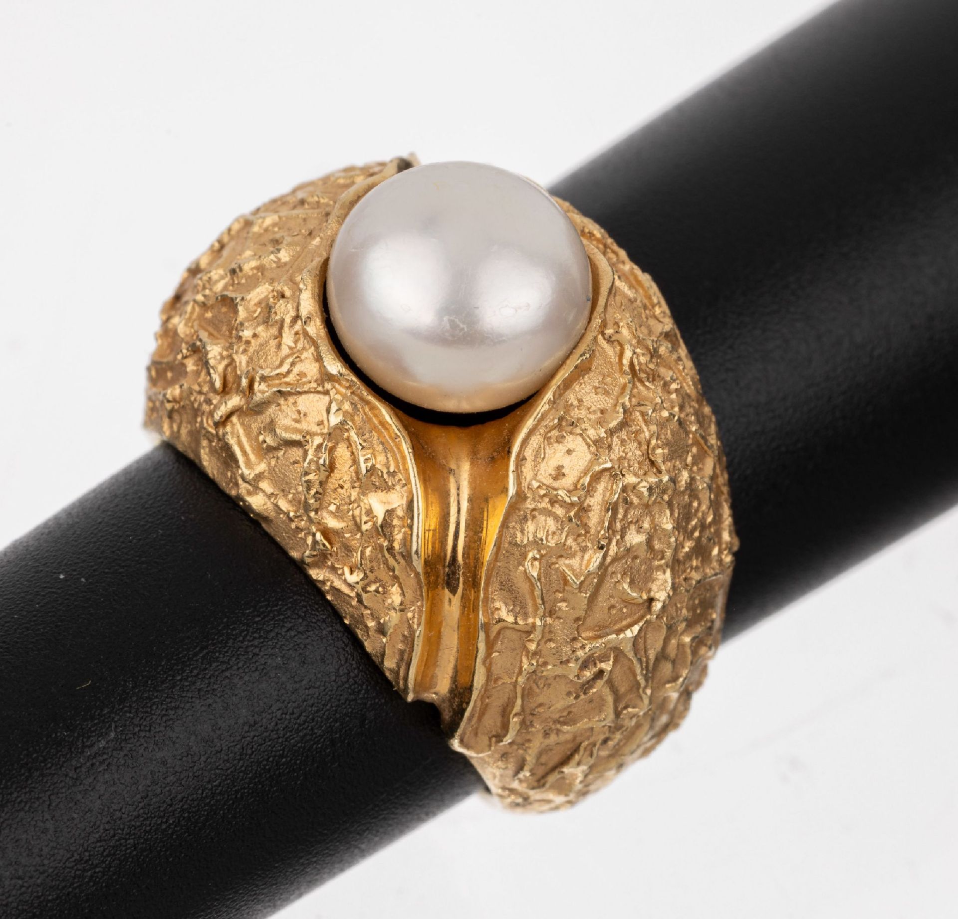 14 kt Gold Perl-Ring, GG 585/000, Oberfläche