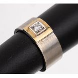 18 kt Gold Brillant-Ring, WG/GG 750/000, Ringschiene WG,