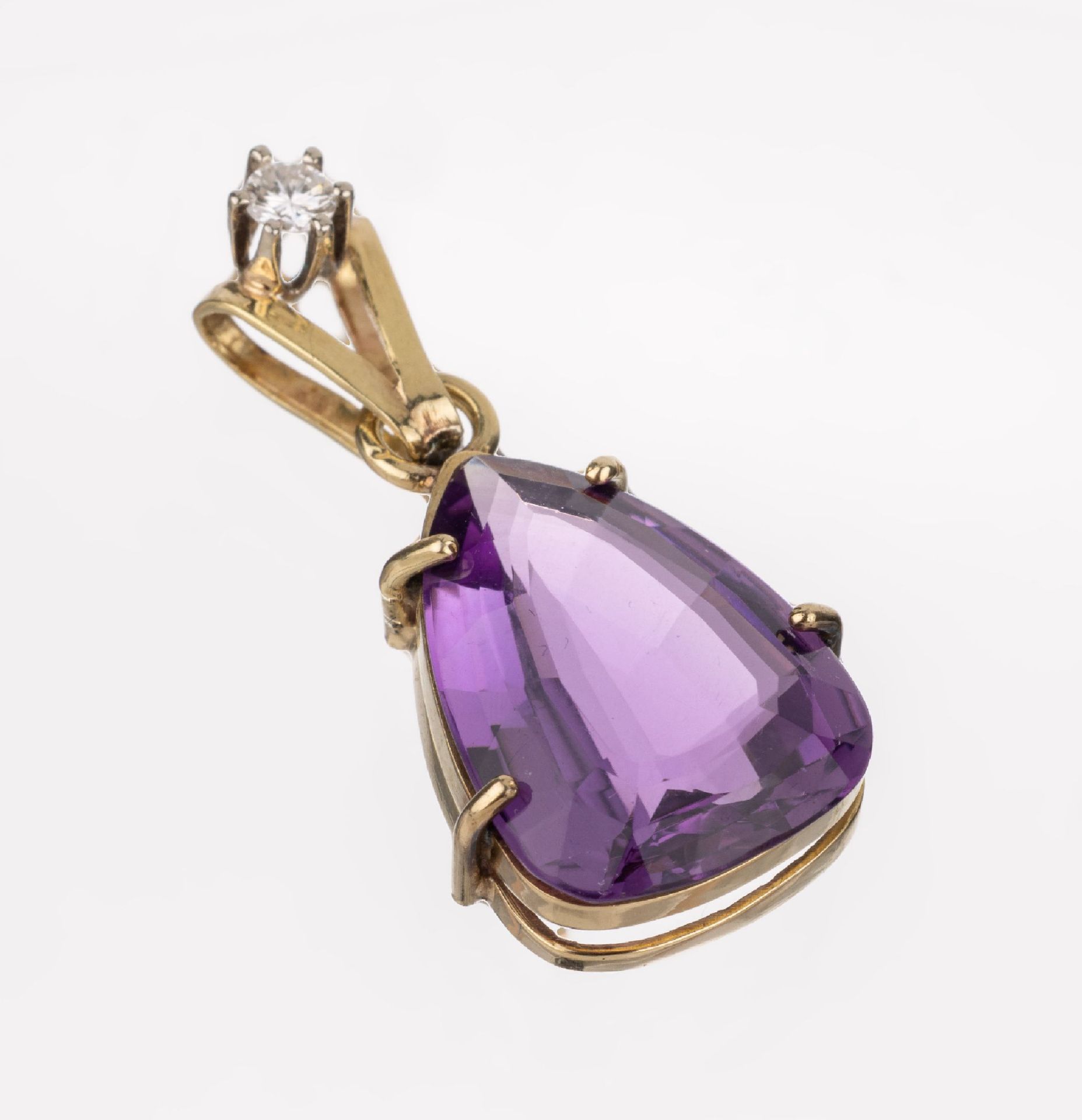 14 kt Gold Amethyst-Brillant-Anhänger, GG 585/000,