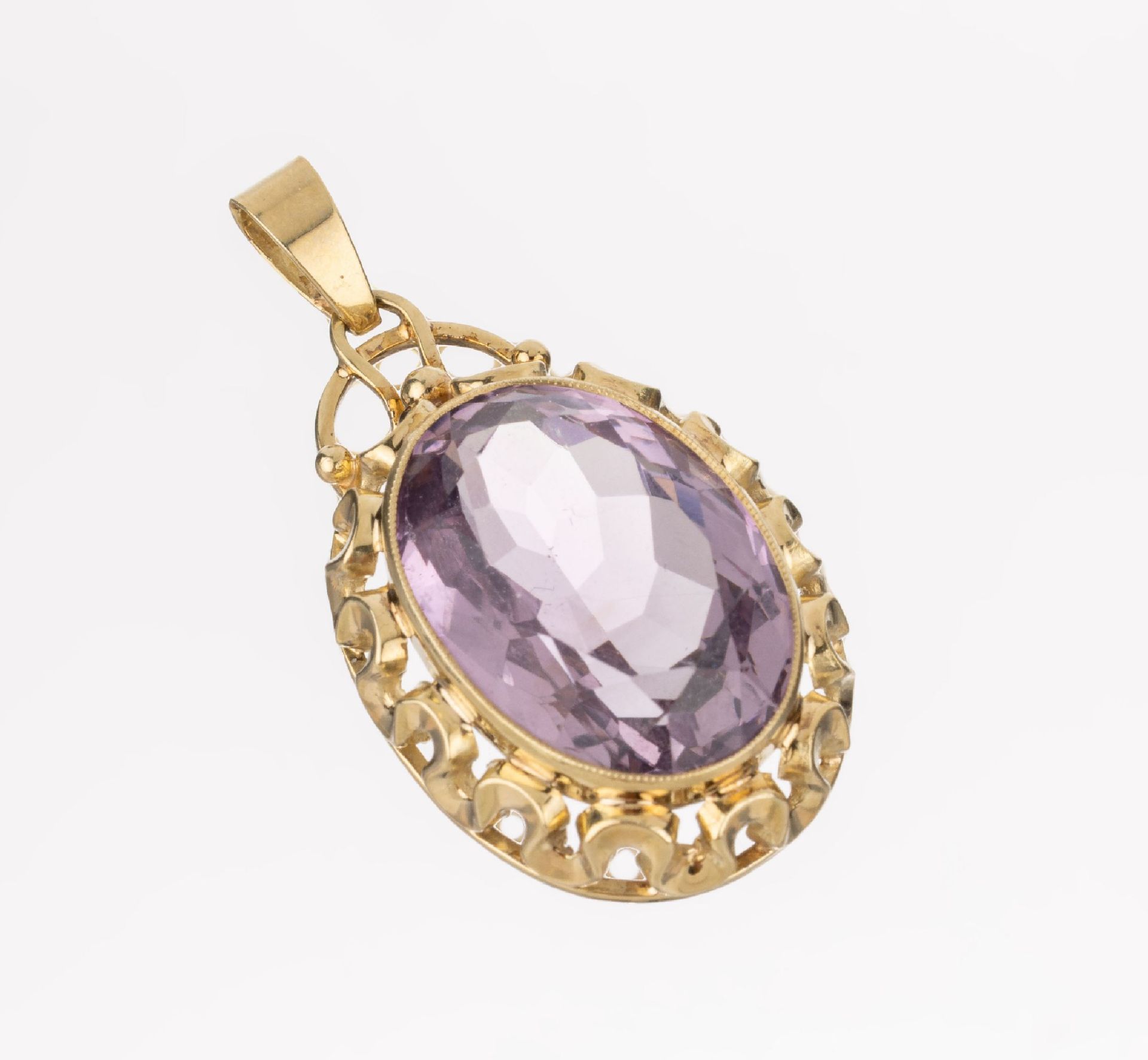 14 kt Gold Amethyst-Anhänger, GG 585/000, mittig