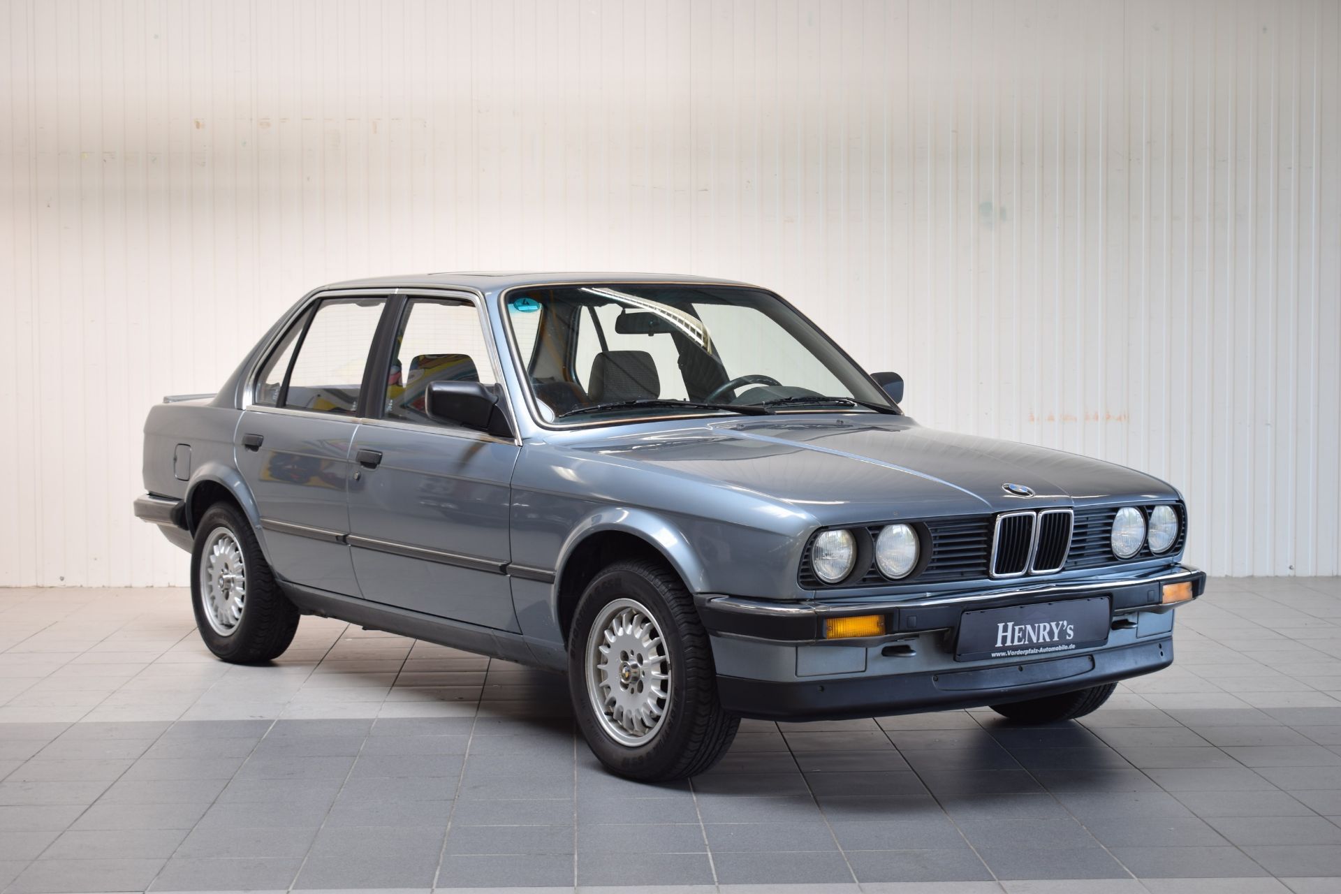 BMW 325E,   EZ 09/1987, Laufleistung abgelesen 236.900km,