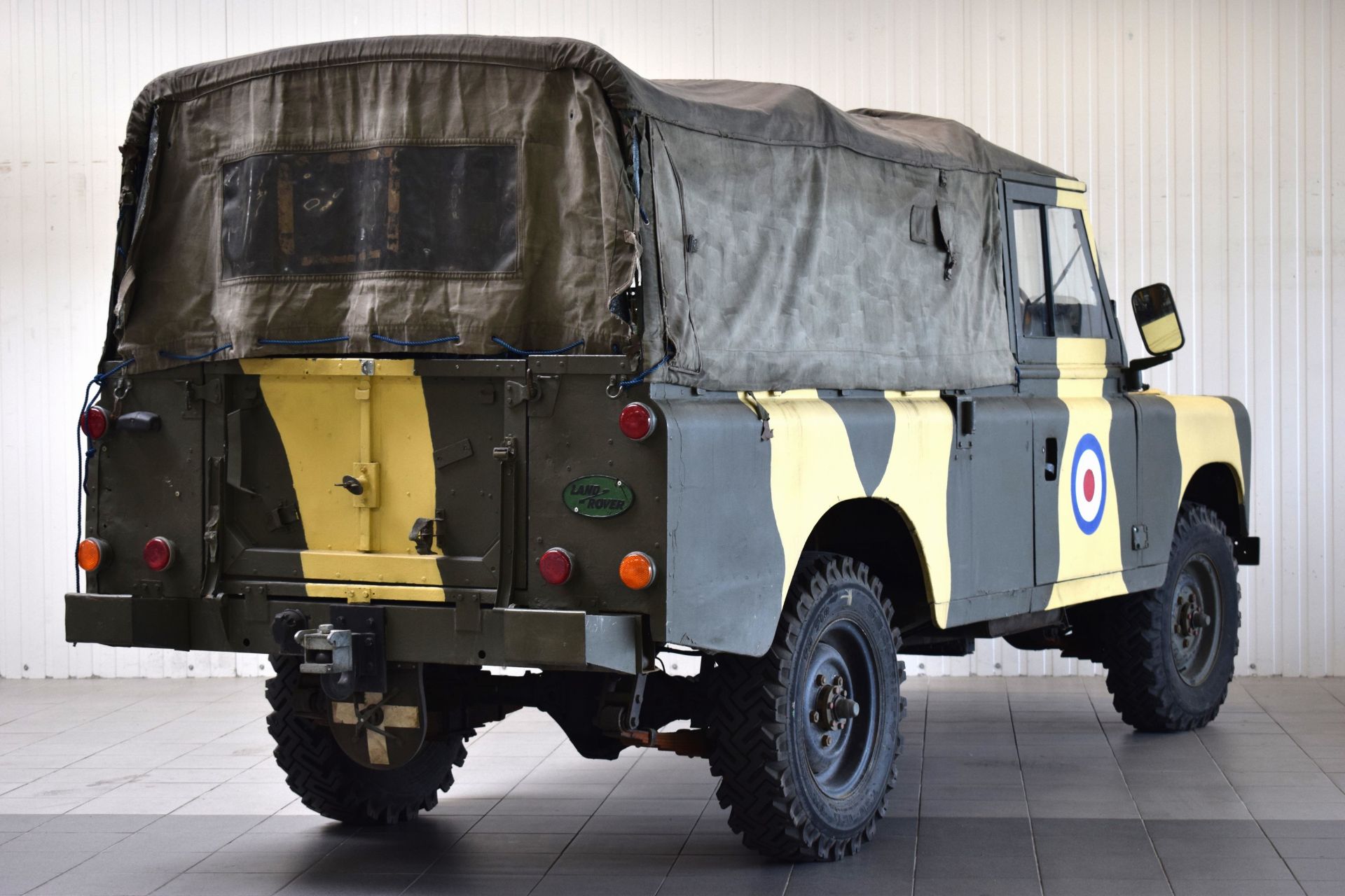 Land Rover Serie III 109, Fahrgestellnummer: - Bild 6 aus 11