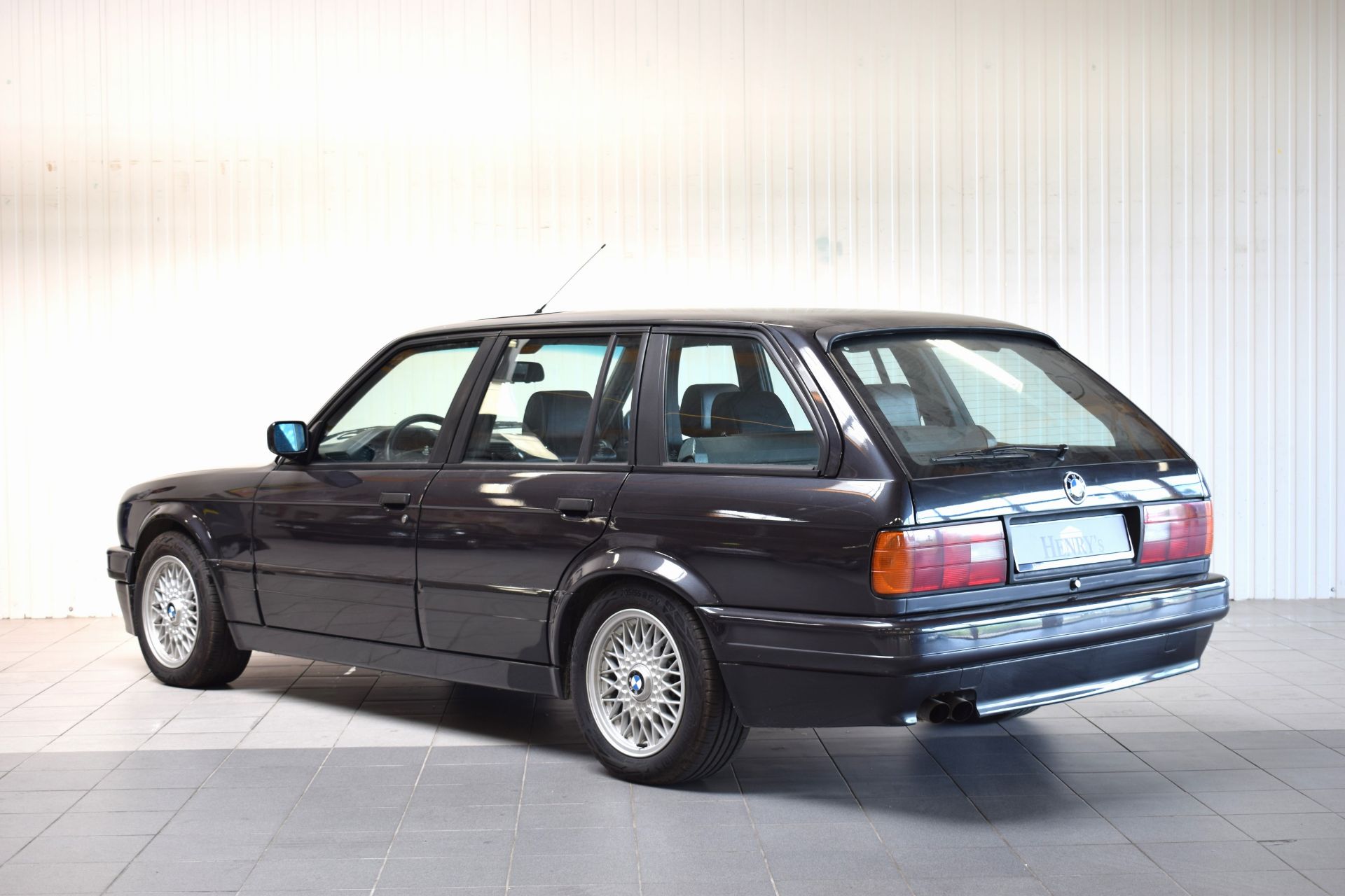 BMW 325i,   EZ 08/90, Laufleistung abgelesen ca. - Bild 4 aus 9