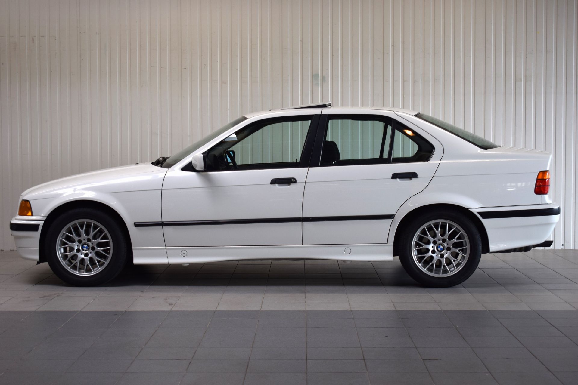 BMW 320i,  , EZ 30.08.1991, Laufleitung ca. 159.000km, HU - Bild 7 aus 13