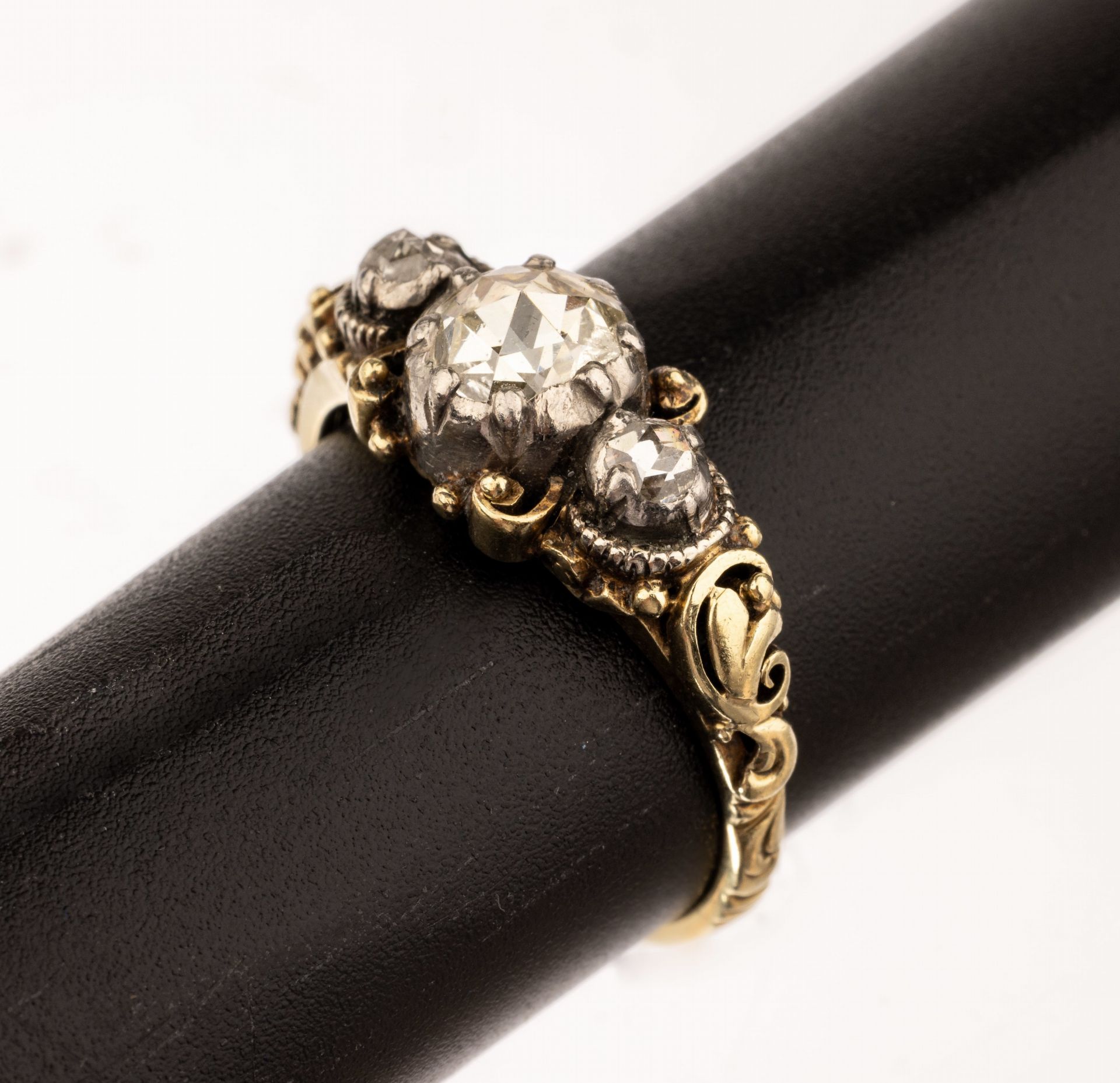 14 kt Gold Diamant-Ring, um 1820/30, GG 585/000,