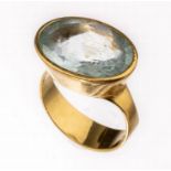 18 kt Gold Aquamarin-Ring,   GG 750/000, Meistermarke