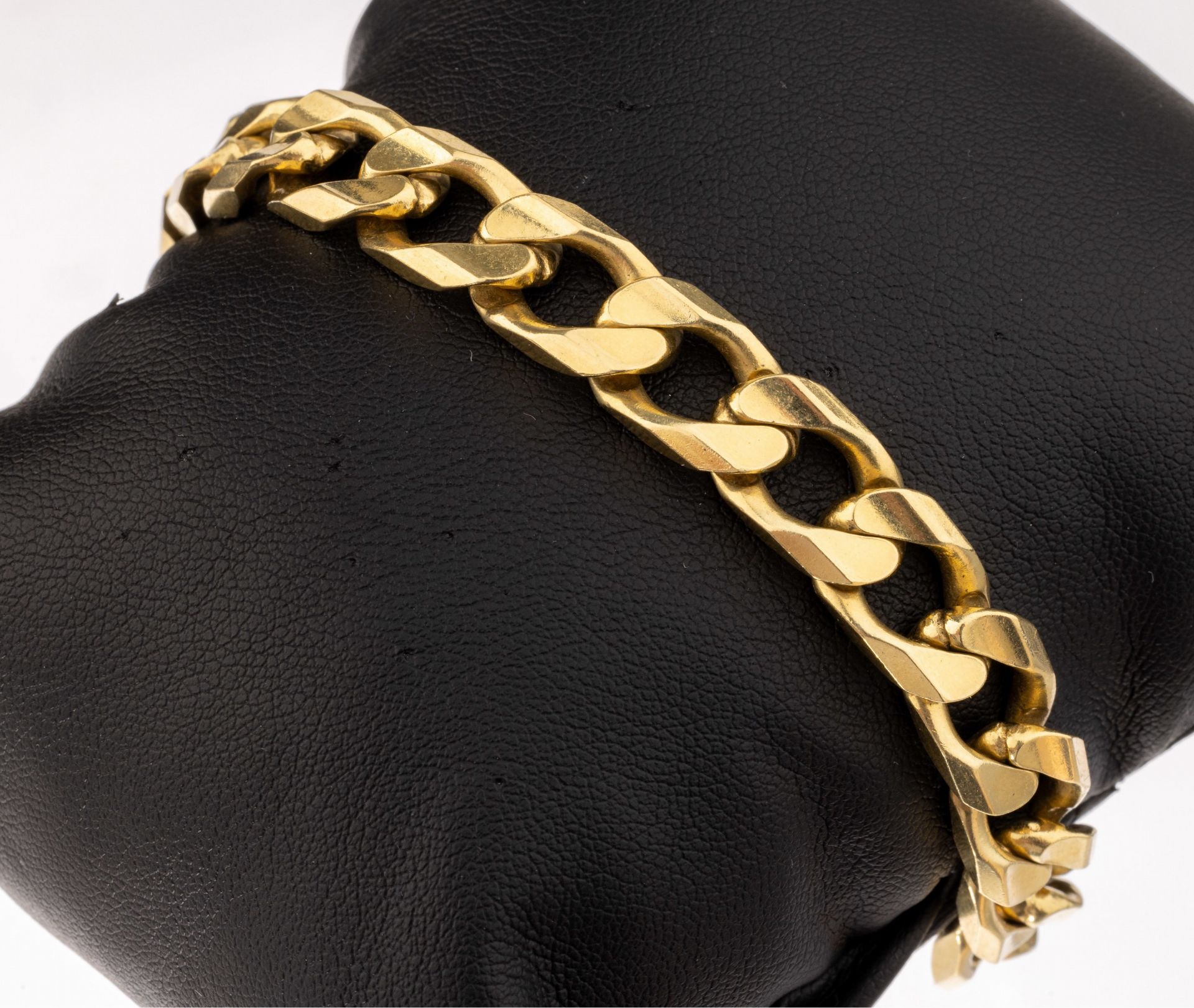 18 kt Gold Armband,   GG 750/000, schwere massive