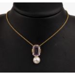 14 kt Gold Amethyst-Zuchtperl-Anhänger,   GG 585/000,