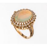 18 kt Gold Opal-Brillant-Ring,   GG 750/000, ovaler